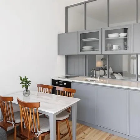 Pensao Luisinha By Casas Com Estoria Boutique מלון דירות
