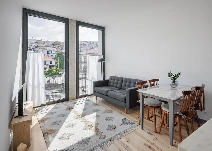 Pensao Luisinha By Casas Com Estoria Boutique 3*